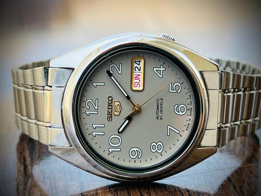 Seiko 5 Automatic Grey Dial 21 Jewels 37mm Ref:7S26-3180 Made In Japan - Grab A Watch Co