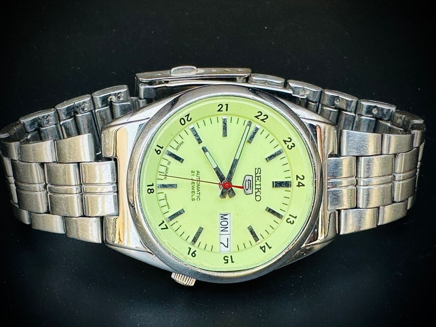 Seiko 5 Automatic Radium Dial 21 Jewels 36mm 7s26 02c0 Japan Made