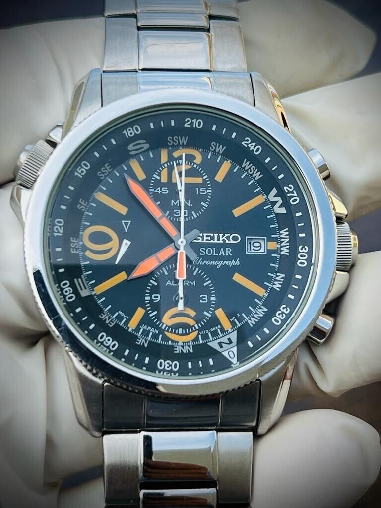 Seiko Solar Chronograph 100m V172 0AG0 Mens Watch Japan Made 42mm