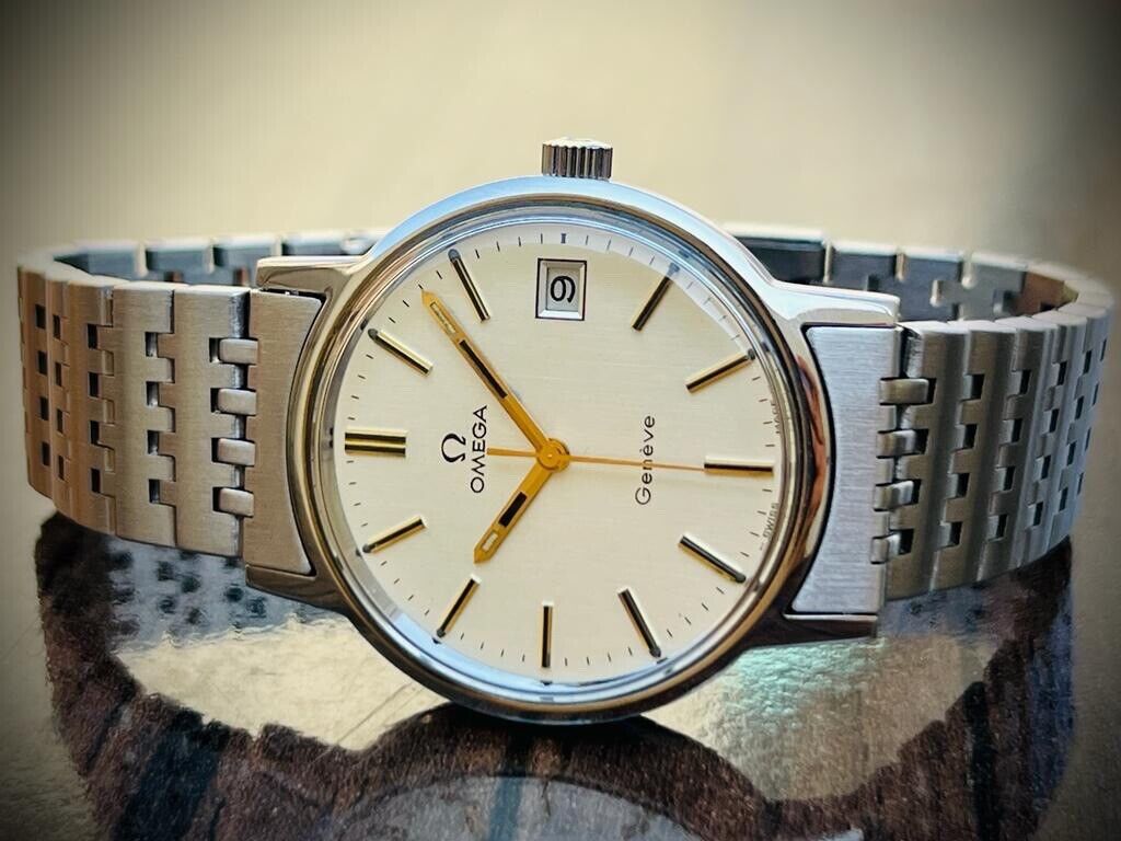 Vintage Omega Geneve Manual Wind 35mm Silver Dial 136.0102 Gents Watch Cal.1030 - Grab A Watch Co