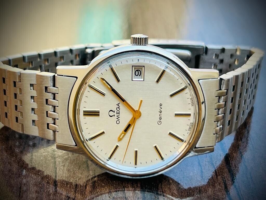 Vintage Omega Geneve Manual Wind 35mm Silver Dial 136.0102 Gents Watch Cal.1030 - Grab A Watch Co