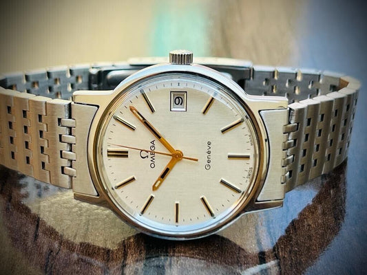 Vintage Omega Geneve Manual Wind 35mm Silver Dial 136.0102 Gents Watch Cal.1030 - Grab A Watch Co