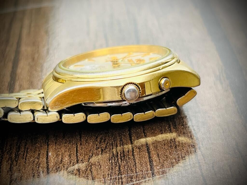 Vintage Orient 3 Star 50m NOS Gold Plated, Perfect Mens Watch 38mm - Grab A Watch Co