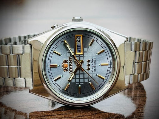 Vintage Orient 3 Star Crystal NOS 21 Jewels Blue Dial, Perfect Mens Watch 35mm - Grab A Watch Co