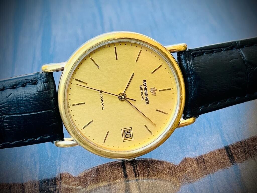 Vintage Raymond Weil Geneve Automatic Mens Watch Swiss Made 33mm - Grab A Watch Co