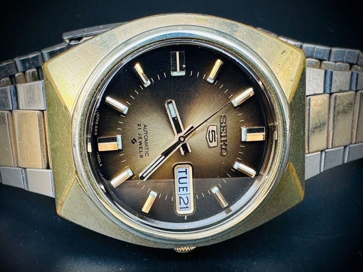 Vintage Seiko 5 Automatic 2/tone Brown Dial 21 Jewels 6319-7000 Japan 38mm - Grab A Watch Co