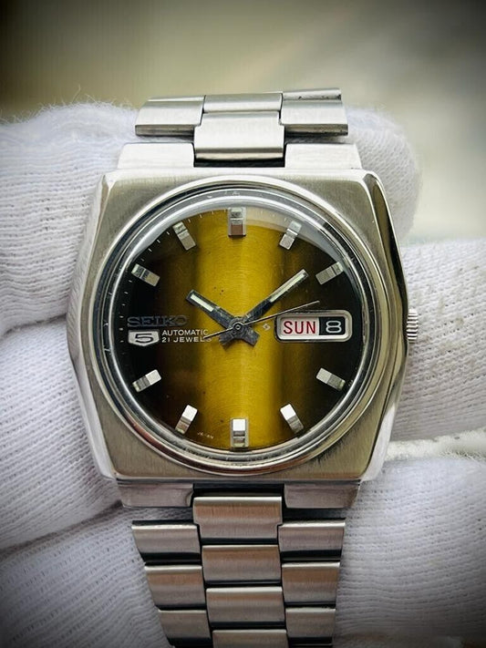 Vintage Seiko 5 Automatic 2/Tone dial 6119-7510 39mm Japan - Grab A Watch Co