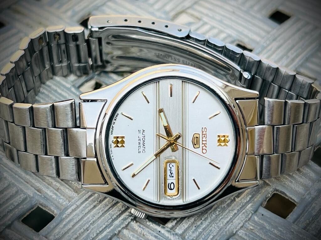Vintage Seiko 5 Automatic Grey&White Dial Ref:7S26-3100, Japan 36mm - Grab A Watch Co
