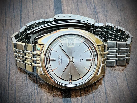 Vintage Seiko 5 Special Dial 17 Jewels Automatic 7005-7100 Mens Watch, Japan - Grab A Watch Co