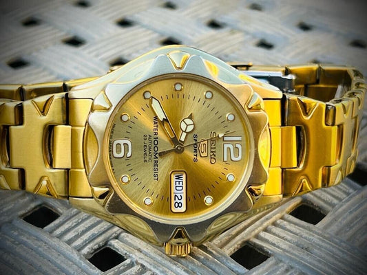 Vintage Seiko 5 Sports 100m 23 Jewels 7S36-00M0 Gents Watch, Japan made 38mm - Grab A Watch Co