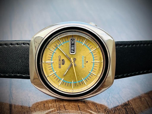 Vintage Seiko 5 Sports 21 Jewels Gents Watch 40mm Made In Japan 6319-8070 - Grab A Watch Co