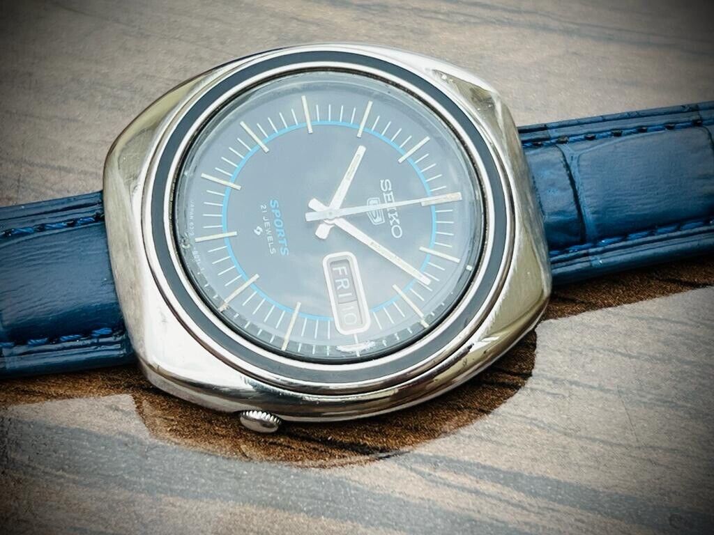 Vintage Seiko 5 Sports Blue dial 21 Jewels 40mm Made In Japan 6319-8070 - Grab A Watch Co