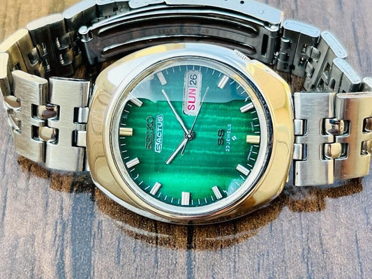 Vintage Seiko Actus SS Automatic Mens Watch 23 Jewels 37mm Green Dial 6106-7590 - Grab A Watch Co