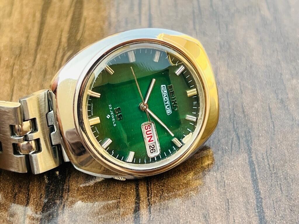 Vintage Seiko Actus SS Automatic Mens Watch 23 Jewels 37mm Green Dial 6106-7590 - Grab A Watch Co