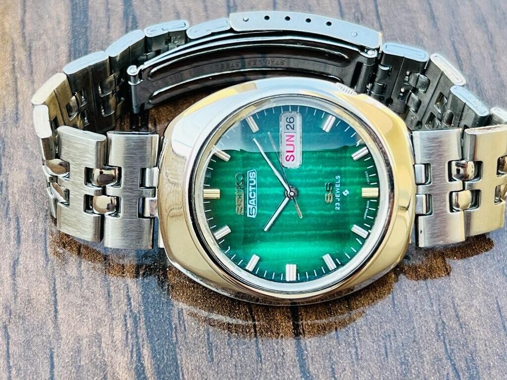 Vintage Seiko Actus SS Automatic Mens Watch 23 Jewels 37mm Green Dial 6106-7590 - Grab A Watch Co