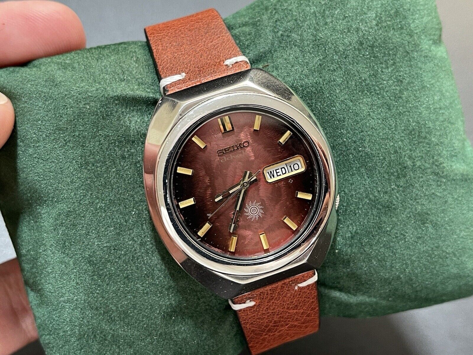 Vintage Seiko Advan 6106-7710 Rare Dial, 37mm Automatic Mens Watch, Japan Made - Grab A Watch Co