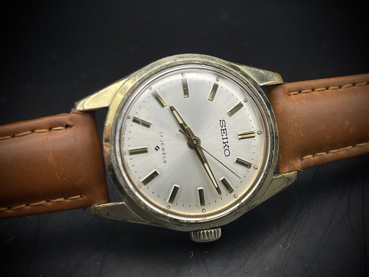 Vintage Seiko Manual Wind 30mm 66-7970 Unisex Watch, Japan Made - Grab A Watch Co