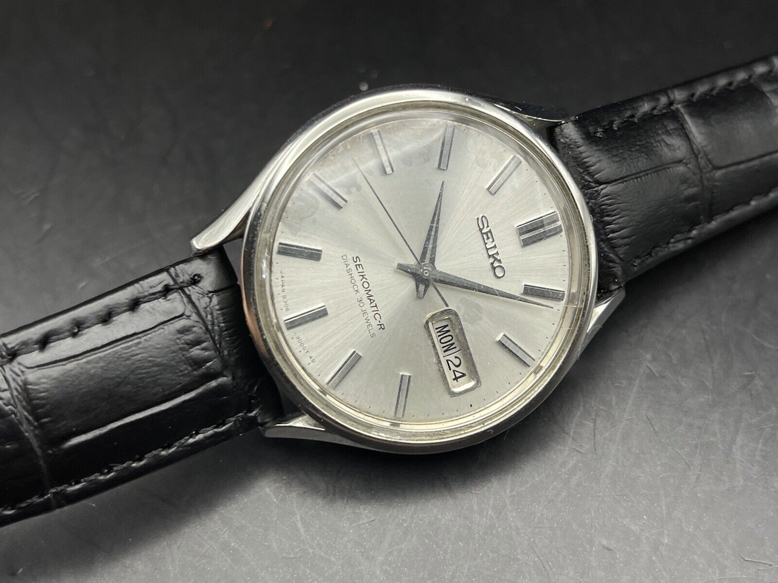 Vintage Seiko Sportsmatic-R 30 Jewels 8306-9000 Automatic Gents Watch, Japan - Grab A Watch Co
