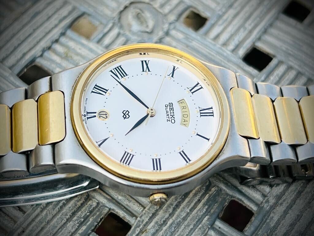 Vintage Seiko SQ Quartz White Dial 2/Tone Gents Watch, 5Y23-8150 