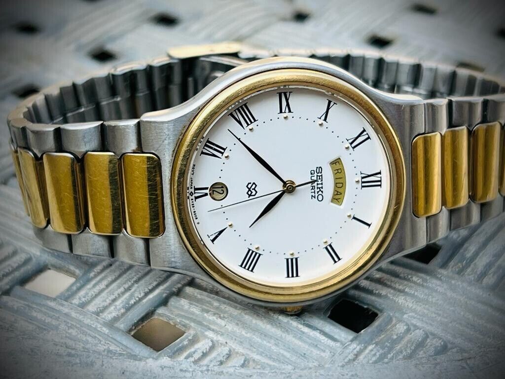 Vintage Seiko SQ Quartz White Dial 2/Tone Gents Watch, 5Y23-8150, Japan Perfect - Grab A Watch Co