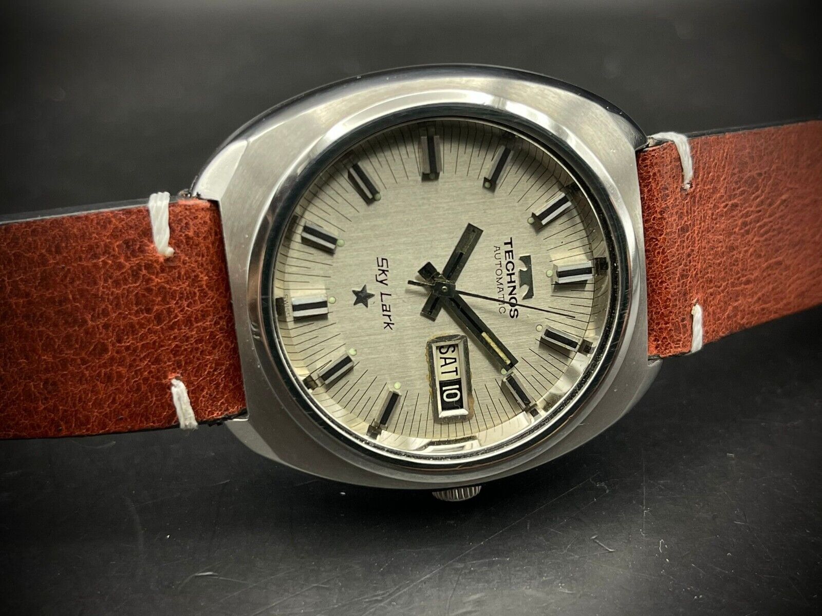 Vintage Technos Sky Lark 68554 , 37mm Automatic Gents Watch Swiss Made, Perfect - Grab A Watch Co